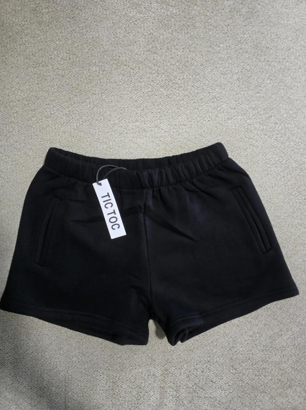 Tic Toc Essentials Momo Black Fleece Relaxed High Waist Casual Shorts - Large